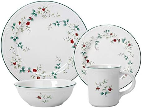 Pfaltzgraff Winterberry 16-Piece Dinnerware Set Service for 4 White