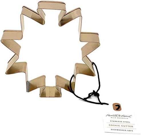 Hearth and Hand with Magnolia Christmas Star Cookie Cutter 1