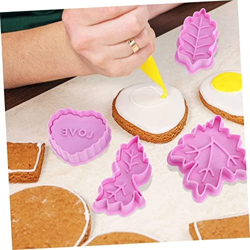 DECHOUS 2 Sets Cookie Cutters Baking Molds Kit Purple Plastic