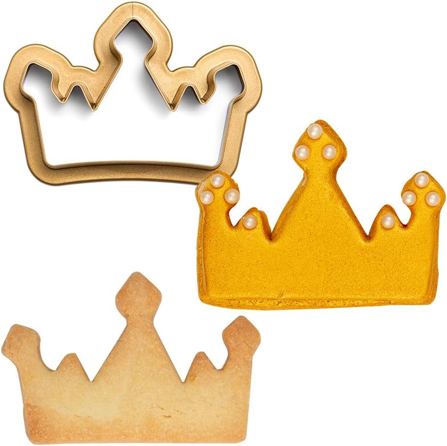 DECORA Plastic Cookie Cutter with Crown Design