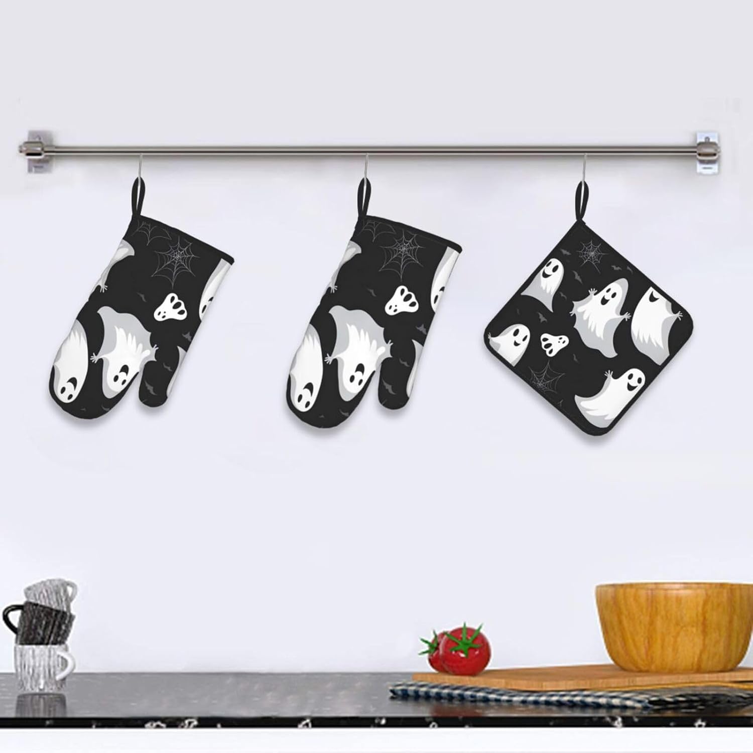 YYHHAOFA Kitchen Baking Set of 3 - Oven Mitts and Pot Holder