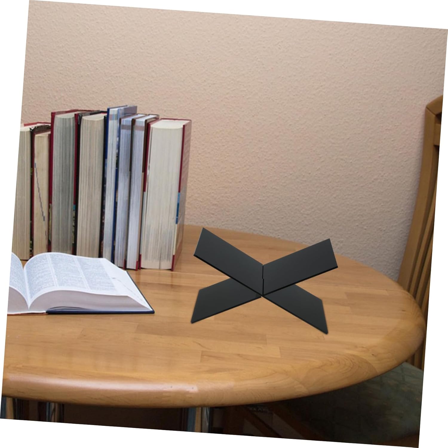 Lurrose Detachable Acrylic Cookbook Stand 1