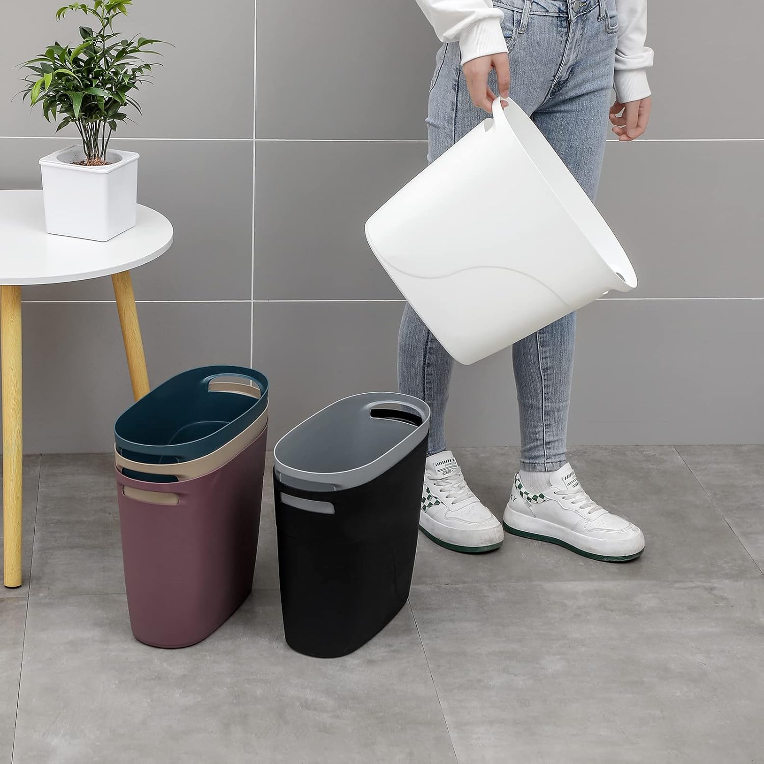 JiatuA 32 Gallon Slim Plastic Trash Can with Handles