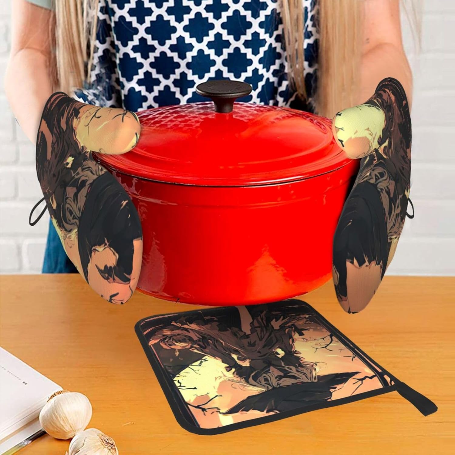 Halloween Horror Print Oven Mitts 3-Piece Set