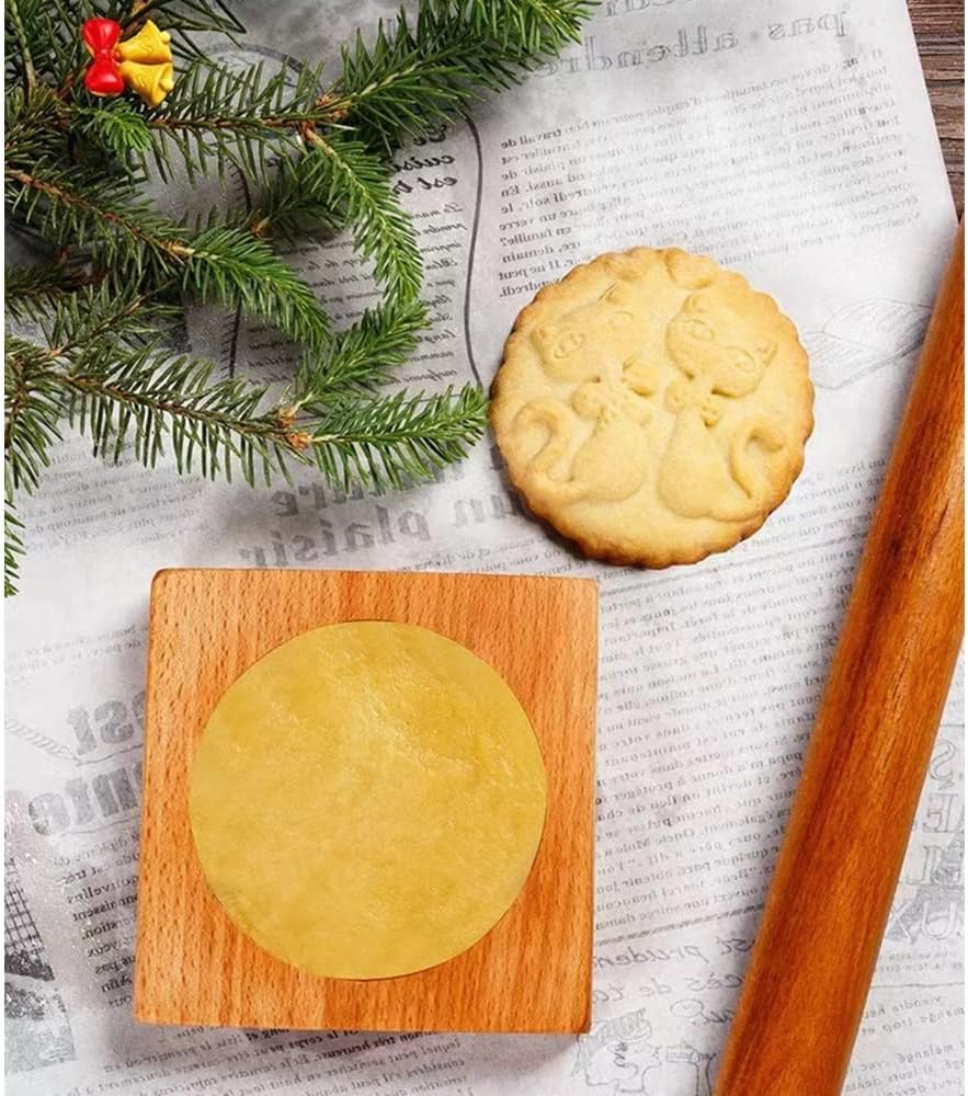 SNOOSZ Wooden Cookie Mold Cat Butterfly Shape