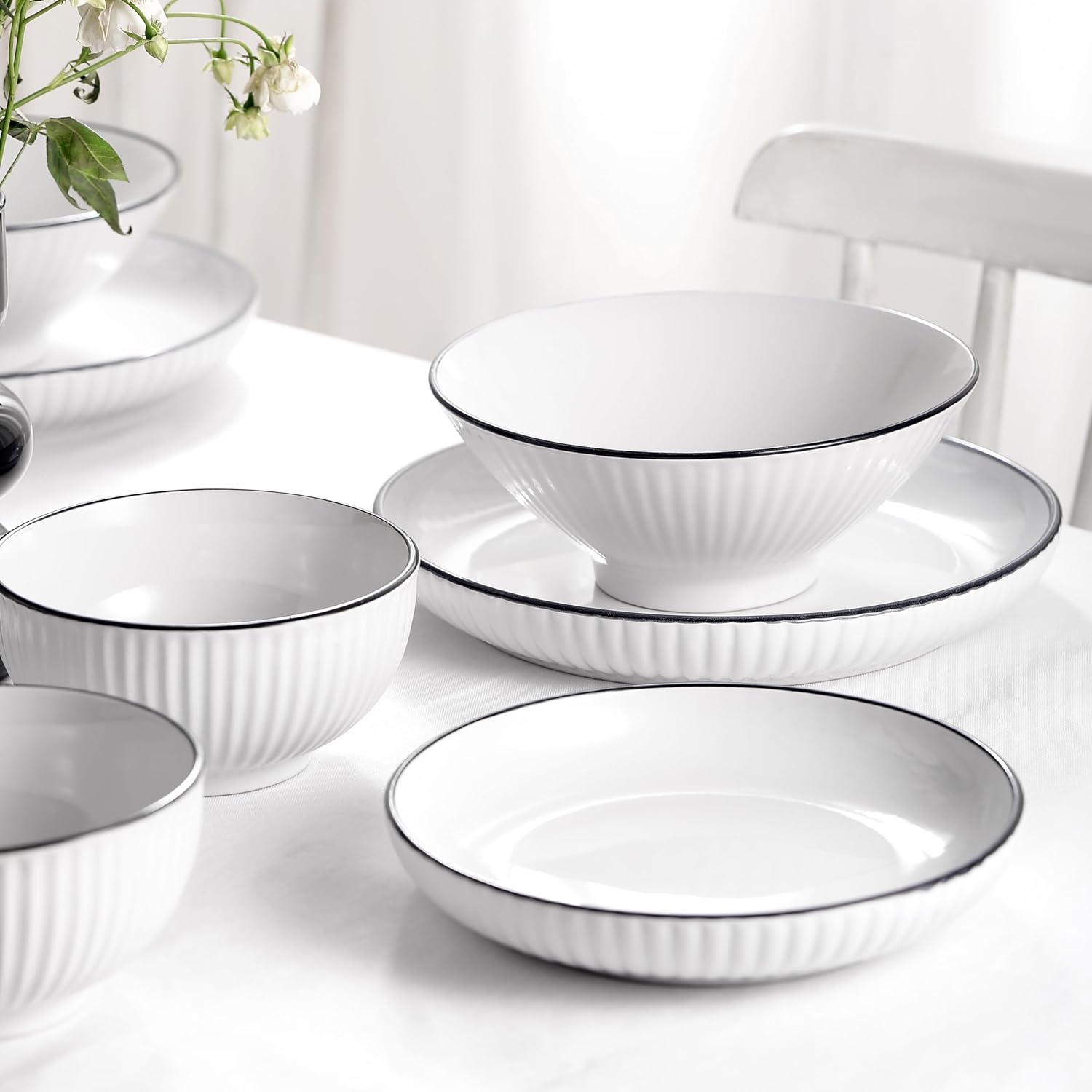 Christian Siriano Lustra Dinnerware Set for 4 16-Piece Stoneware