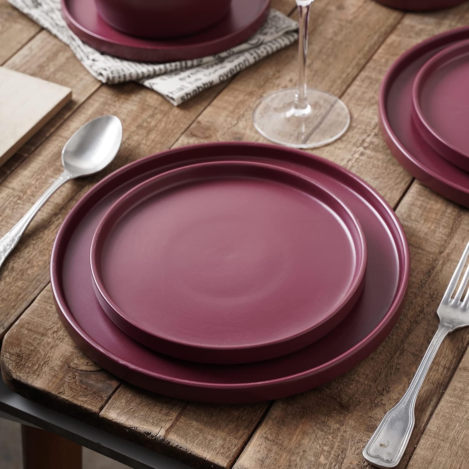 Stone Lain Celina Purple 24-Piece Dinnerware Set