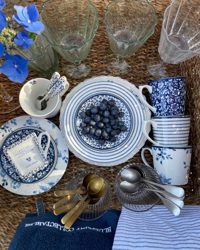 Laura Ashley 16 Pcs Dinner Set in Giftbox 1