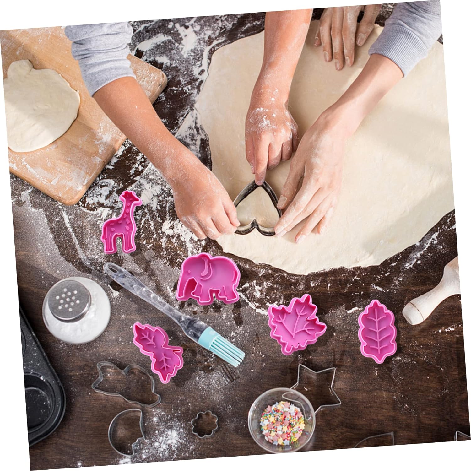 OKUMEYR 2 Sets 8pcs 3D Christmas Cookie Cutters