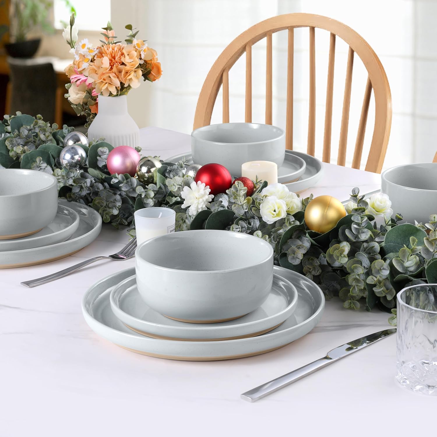 LIANYU 12-Piece Stoneware Dinnerware Set for 4