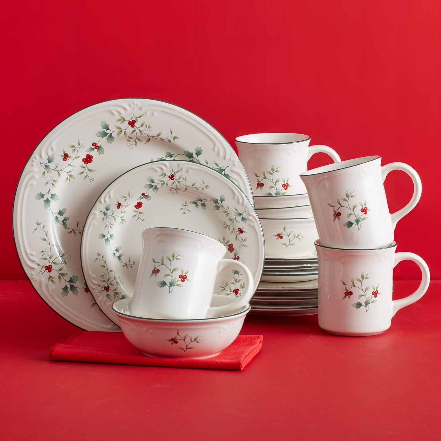 Pfaltzgraff Winterberry 16-Piece Dinnerware Set Service for 4 White
