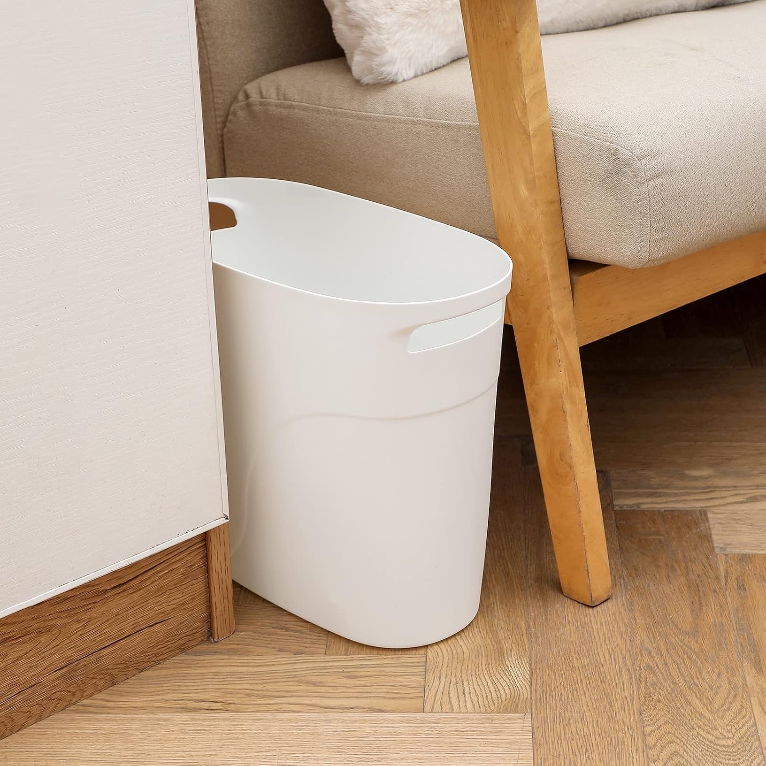 JiatuA 32 Gallon Slim Plastic Trash Can with Handles