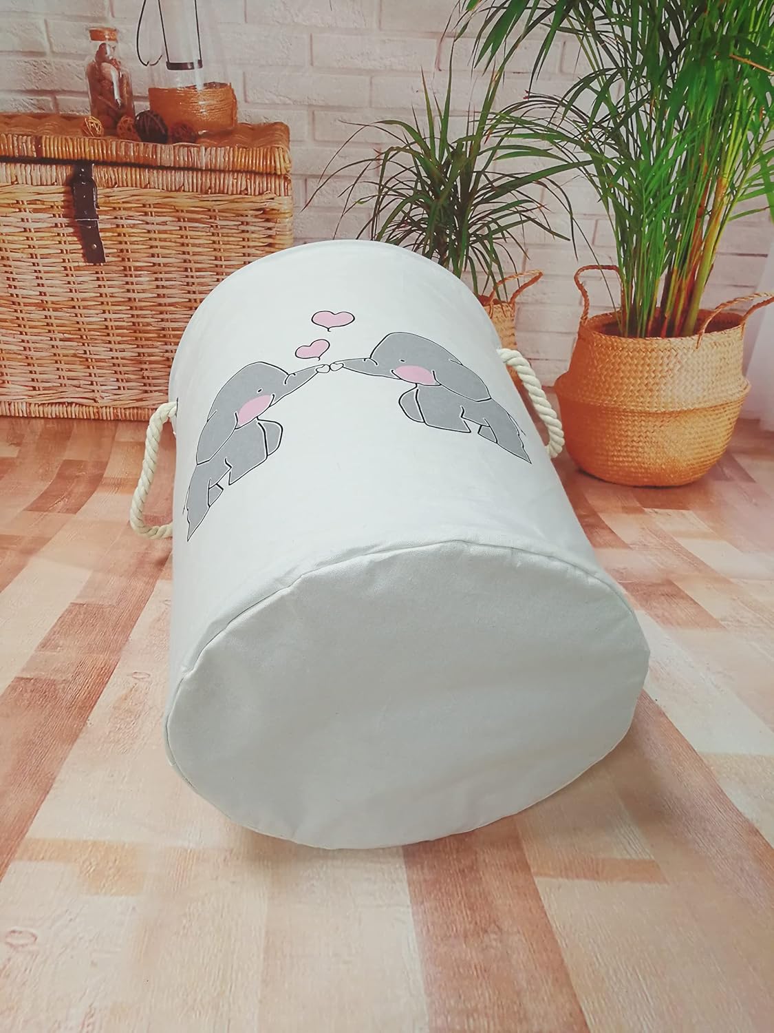 VAIVUSTO Round Laundry Basket for Kids