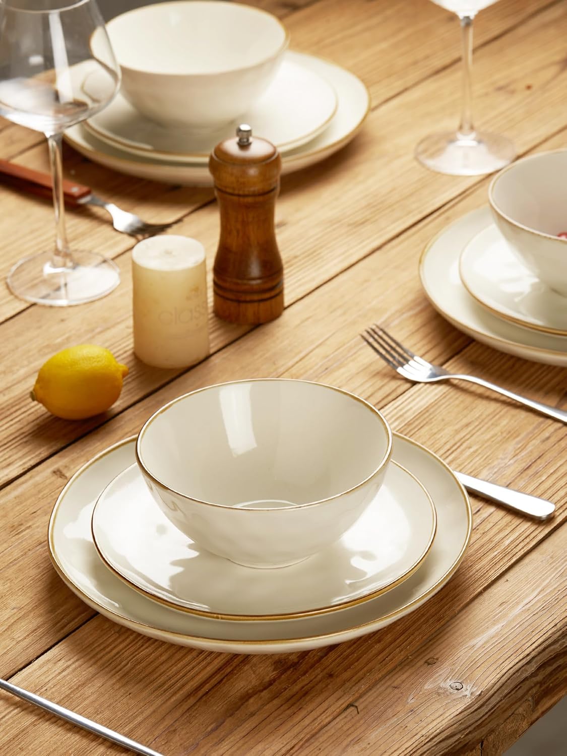 Famiware 12-Piece Dinnerware Set for 4 Vanilla White