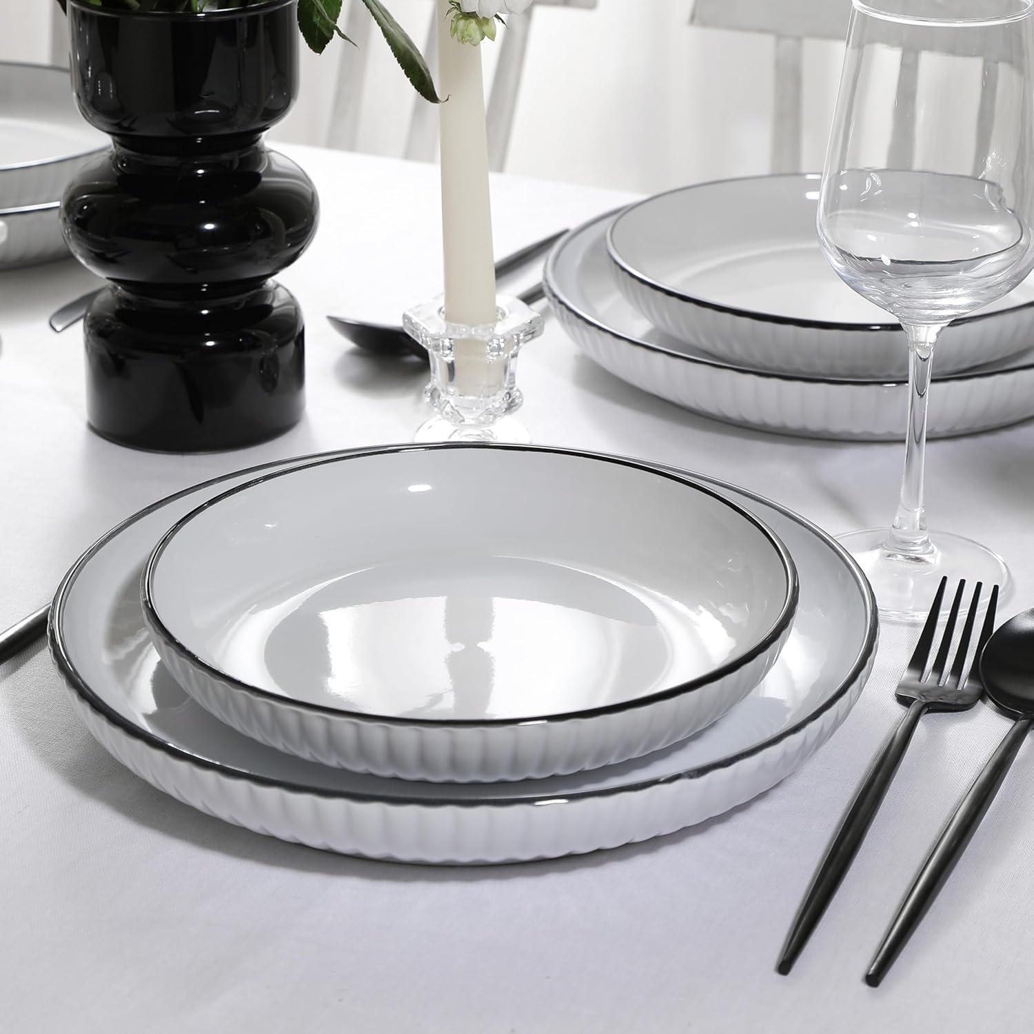 Christian Siriano Lustra Dinnerware Set for 4 16-Piece Stoneware